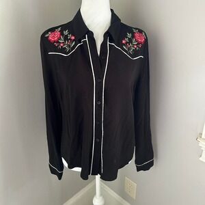 Forever 21 Floral embroidered western button down